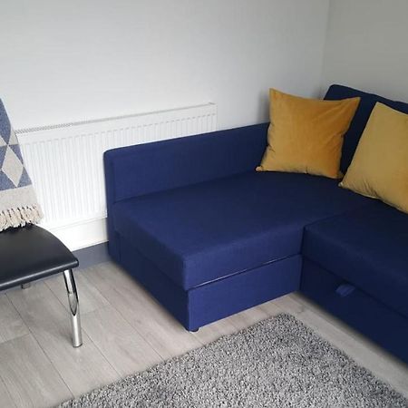Homestay In Birmingham Sleeps 8 - Free Parking & Wifi Exteriör bild