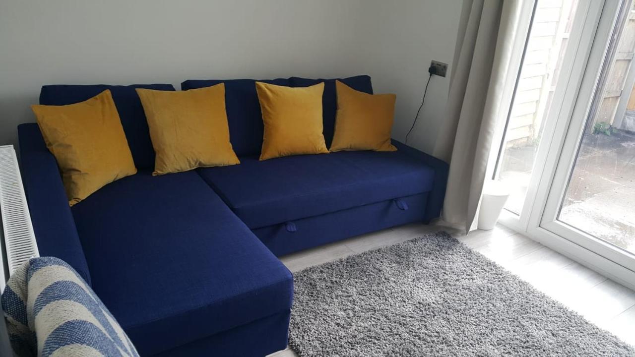 Homestay In Birmingham Sleeps 8 - Free Parking & Wifi Exteriör bild