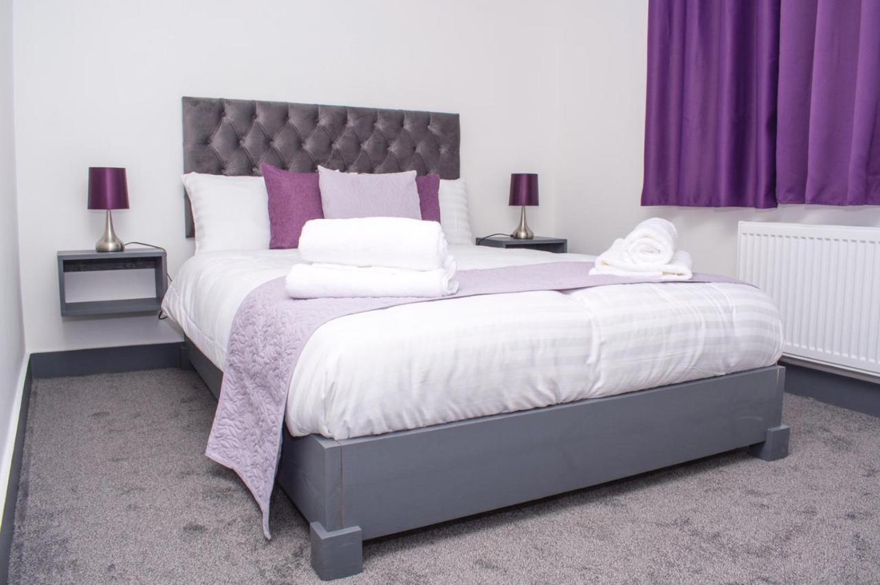 Homestay In Birmingham Sleeps 8 - Free Parking & Wifi Exteriör bild
