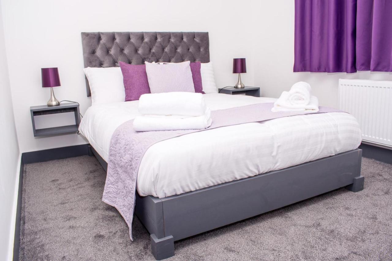 Homestay In Birmingham Sleeps 8 - Free Parking & Wifi Exteriör bild