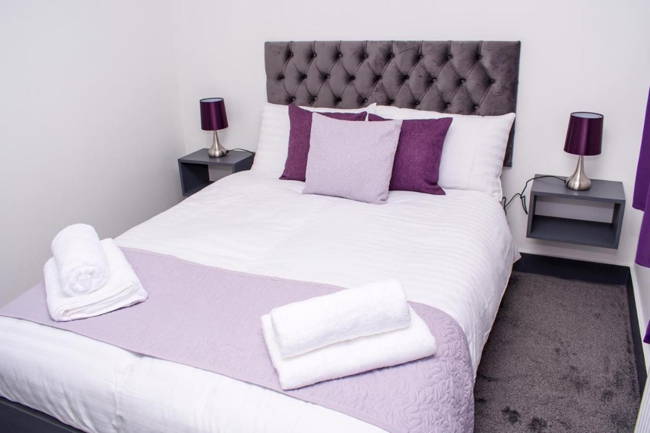 Homestay In Birmingham Sleeps 8 - Free Parking & Wifi Exteriör bild