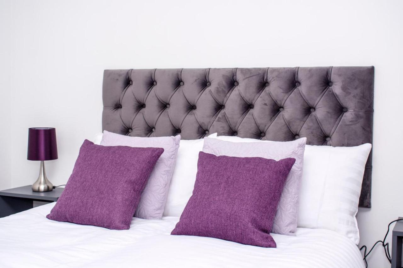 Homestay In Birmingham Sleeps 8 - Free Parking & Wifi Exteriör bild