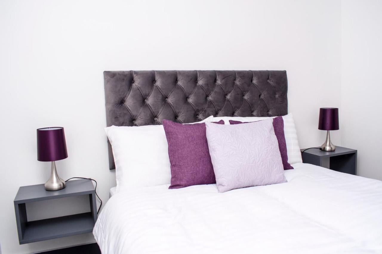 Homestay In Birmingham Sleeps 8 - Free Parking & Wifi Exteriör bild