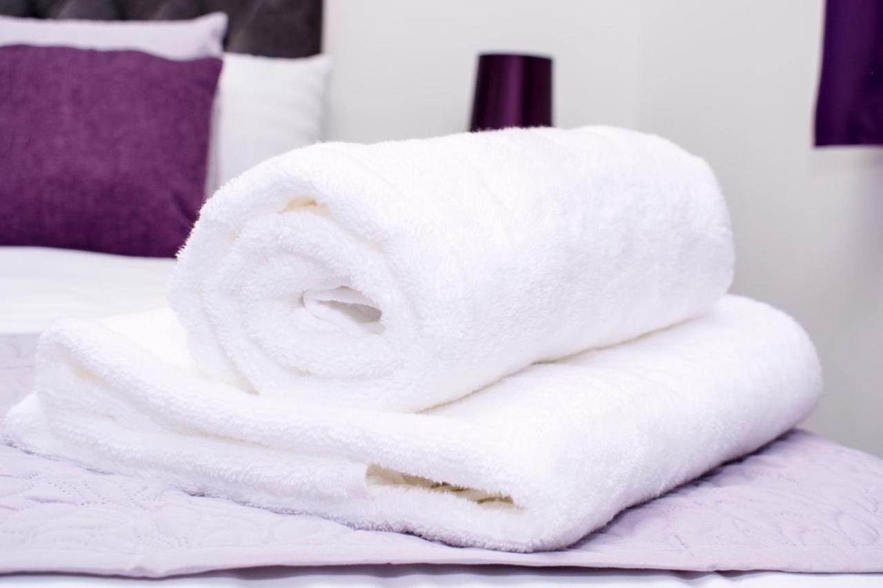 Homestay In Birmingham Sleeps 8 - Free Parking & Wifi Exteriör bild