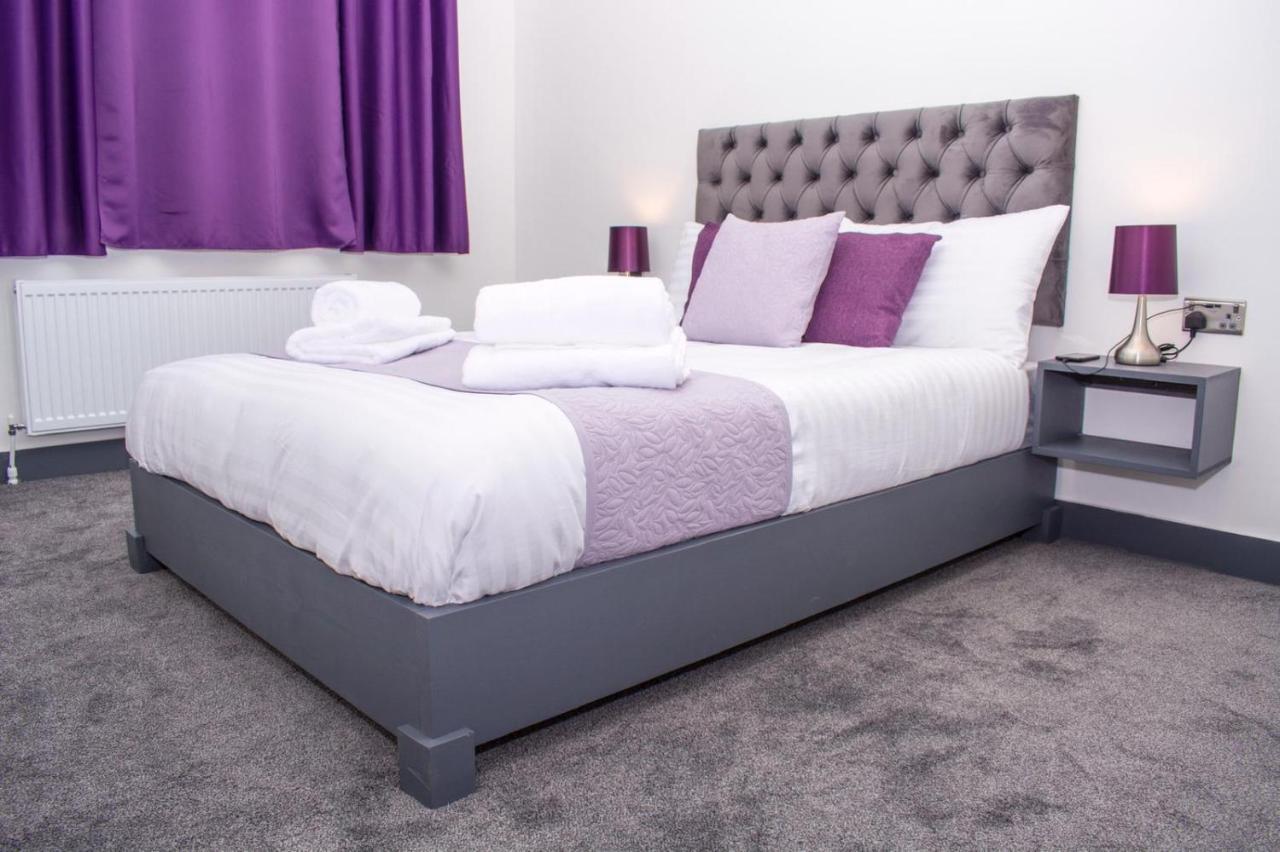 Homestay In Birmingham Sleeps 8 - Free Parking & Wifi Exteriör bild