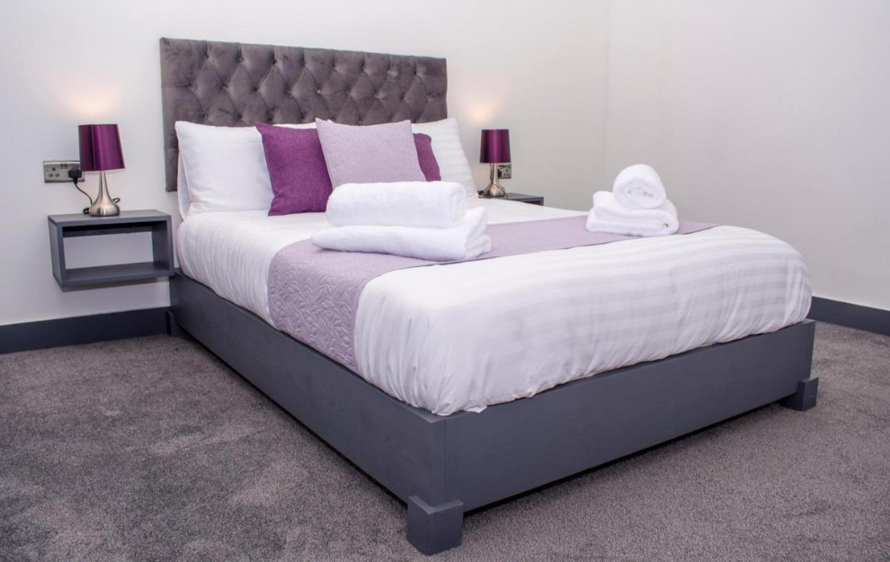 Homestay In Birmingham Sleeps 8 - Free Parking & Wifi Exteriör bild